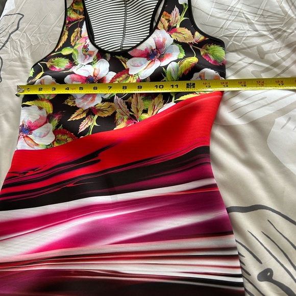 💰PRICE⬇️ Scuba Fitting Dress •Multicolor • size M • - Picture 7 of 8